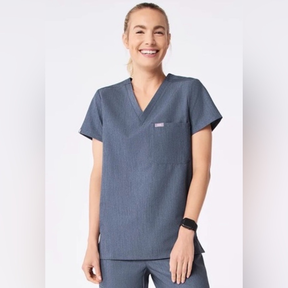 FIGS Women's Catarina Scrub Shirt - Size Small